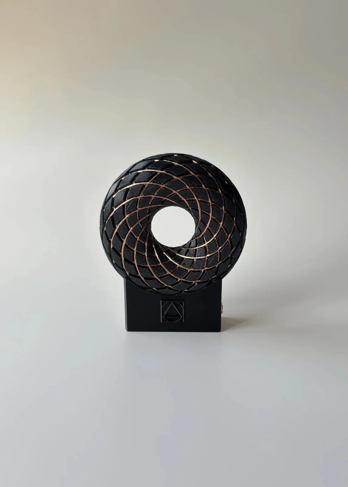 Rodin Coil ทำมือ · 10 cm · ภาพ 1