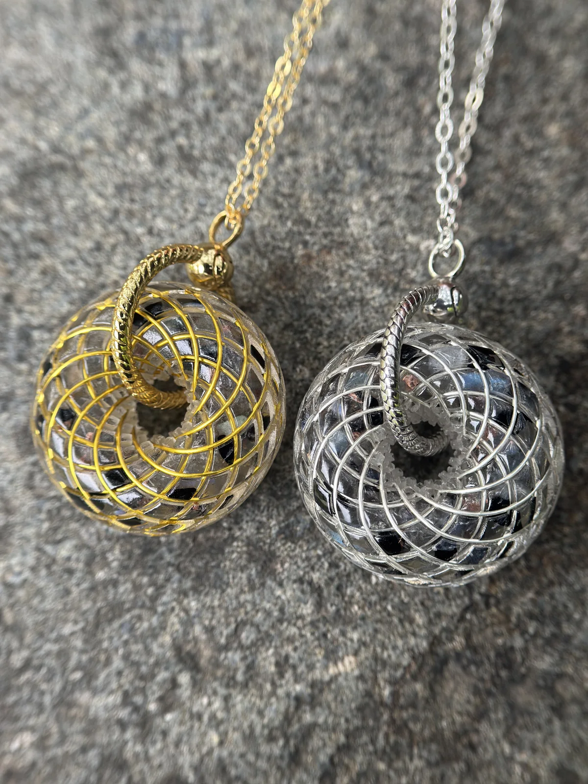 จี้ Torus · Black Tourmaline & Clear Quartz & Labradorite · ภาพ 1